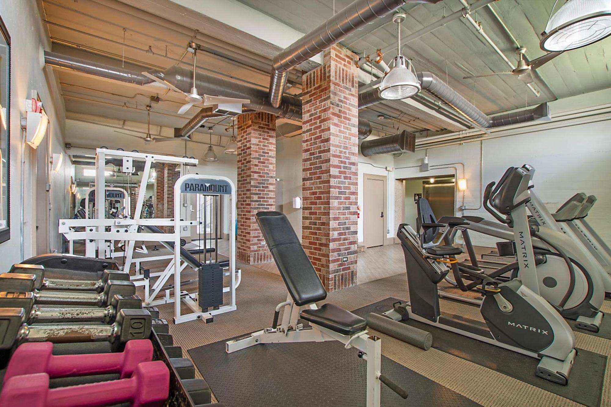 Cowboy Live, Laugh, & Loft Fort Worth 2 Bedroom Loft Downtown Bagian luar foto