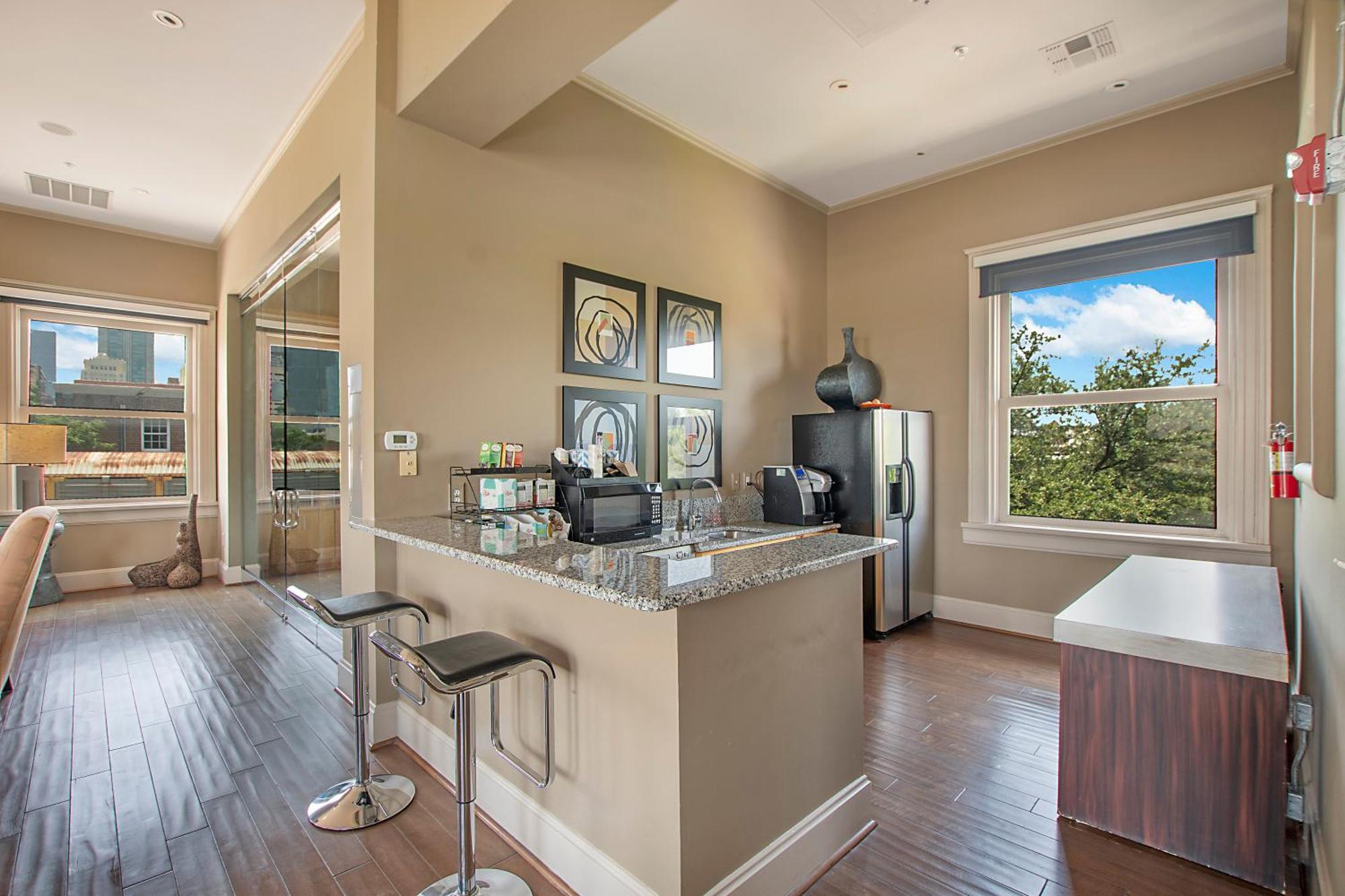 Cowboy Live, Laugh, & Loft Fort Worth 2 Bedroom Loft Downtown Bagian luar foto