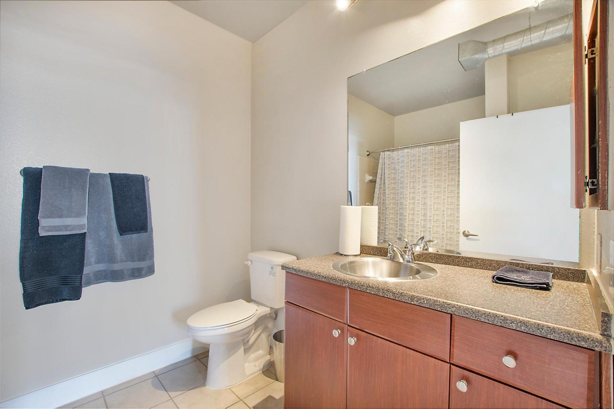 Cowboy Live, Laugh, & Loft Fort Worth 2 Bedroom Loft Downtown Bagian luar foto